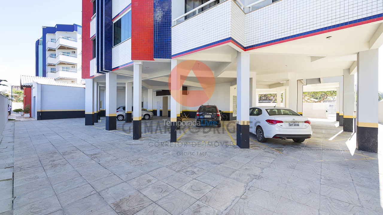 Apartamento para aluguel de temporada em Bombinhas (Canto Grande)