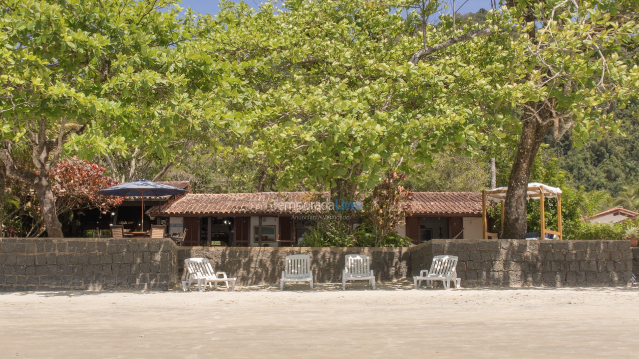 Casa para alquiler de vacaciones em Ubatuba (Praia da Fortaleza)