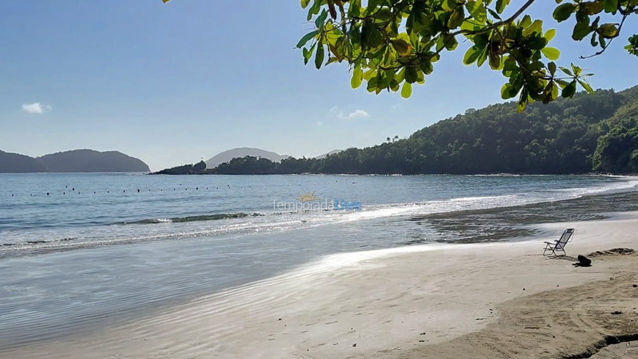 Casa para alquiler de vacaciones em Ubatuba (Praia da Fortaleza)
