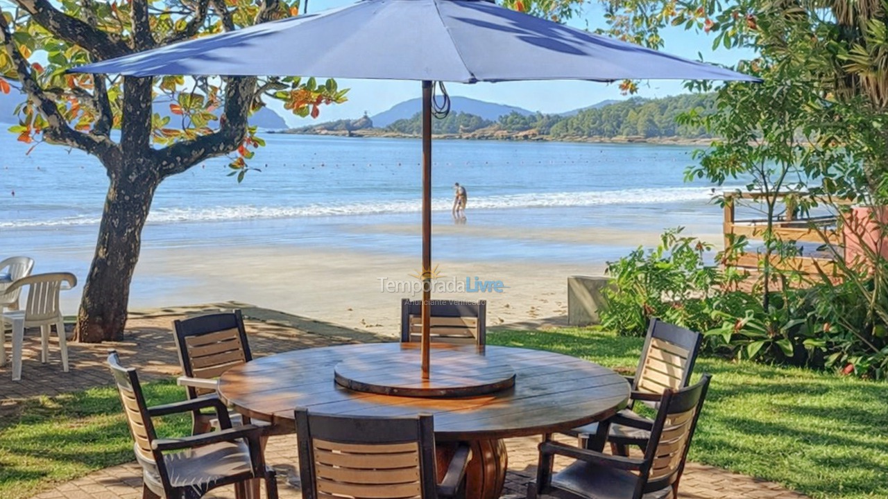 Casa para alquiler de vacaciones em Ubatuba (Praia da Fortaleza)