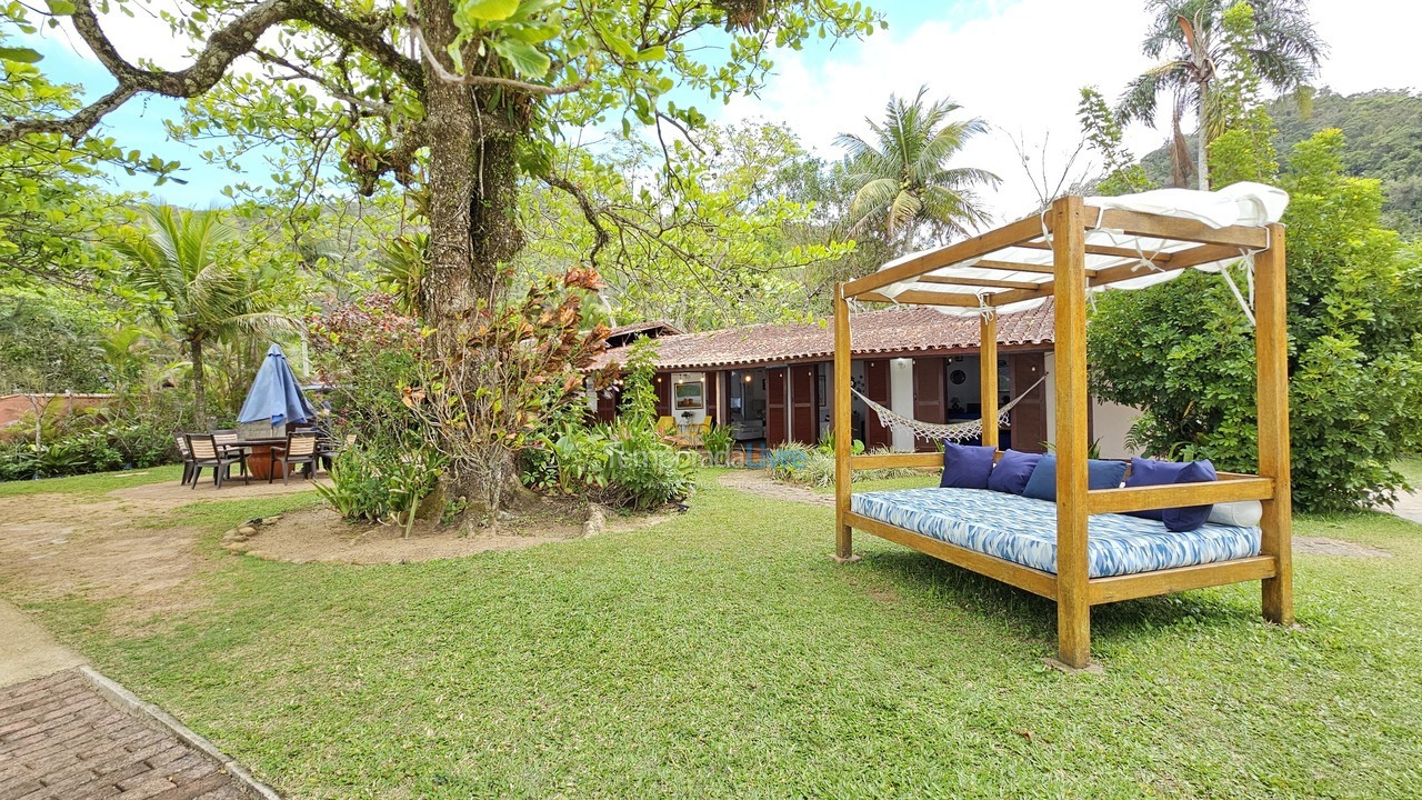 Casa para alquiler de vacaciones em Ubatuba (Praia da Fortaleza)