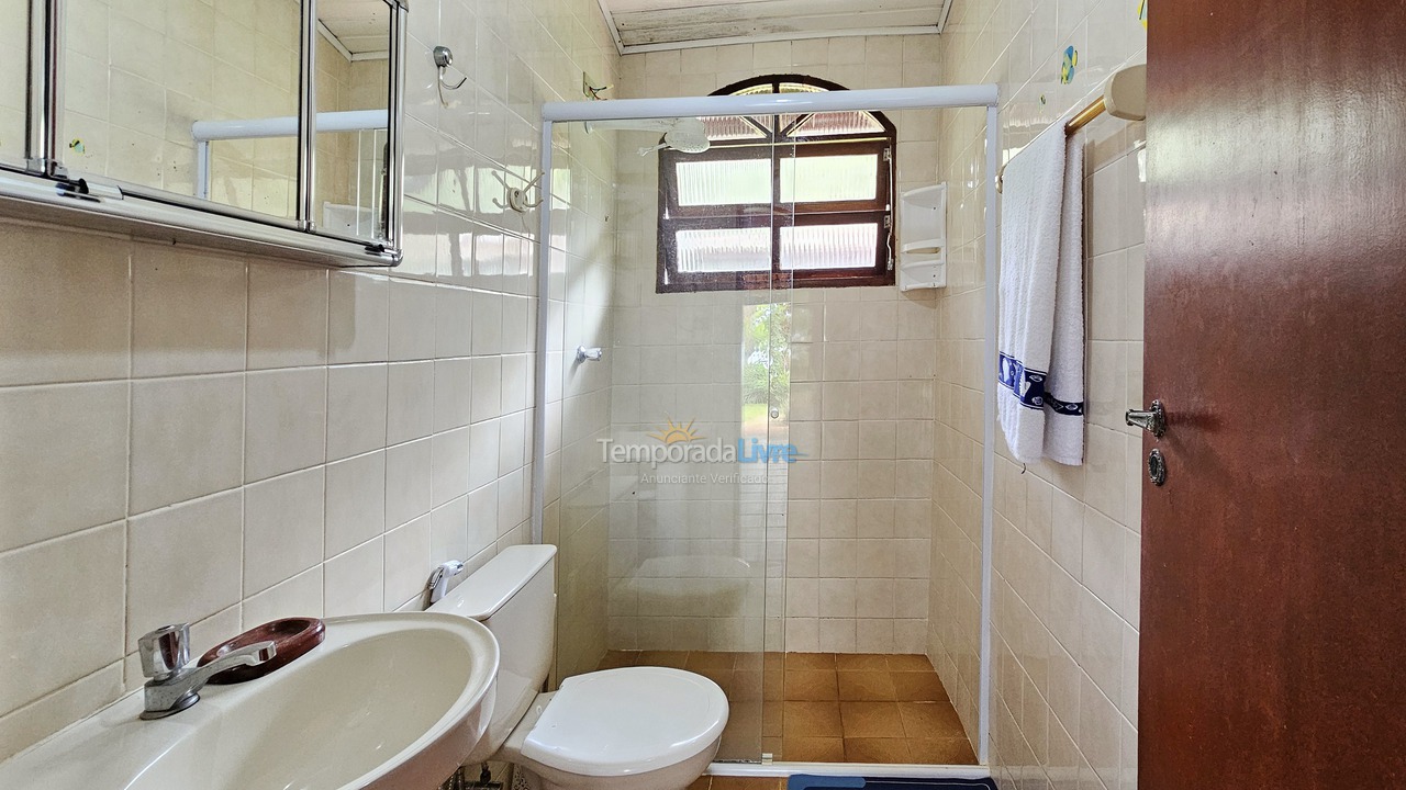 Casa para alquiler de vacaciones em Ubatuba (Praia da Fortaleza)