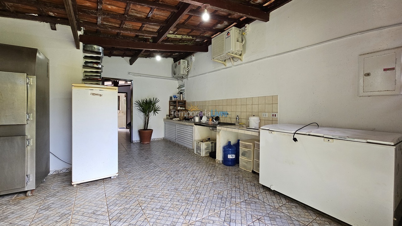 Casa para alquiler de vacaciones em Ubatuba (Praia da Fortaleza)