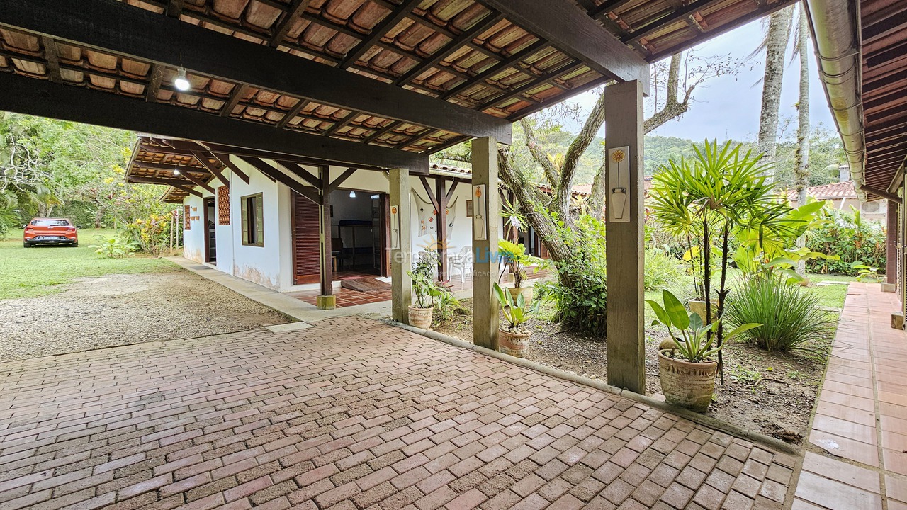 Casa para alquiler de vacaciones em Ubatuba (Praia da Fortaleza)