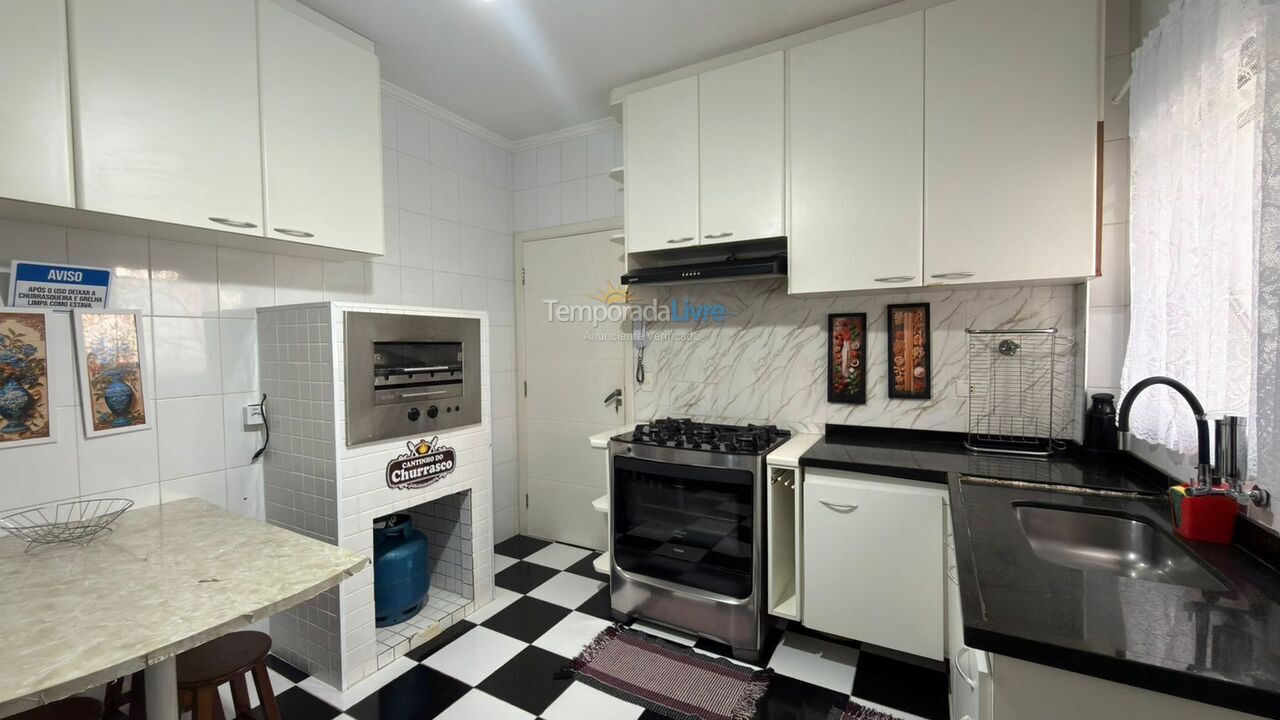 Apartment for vacation rental in Guarujá (Pitangueiras)