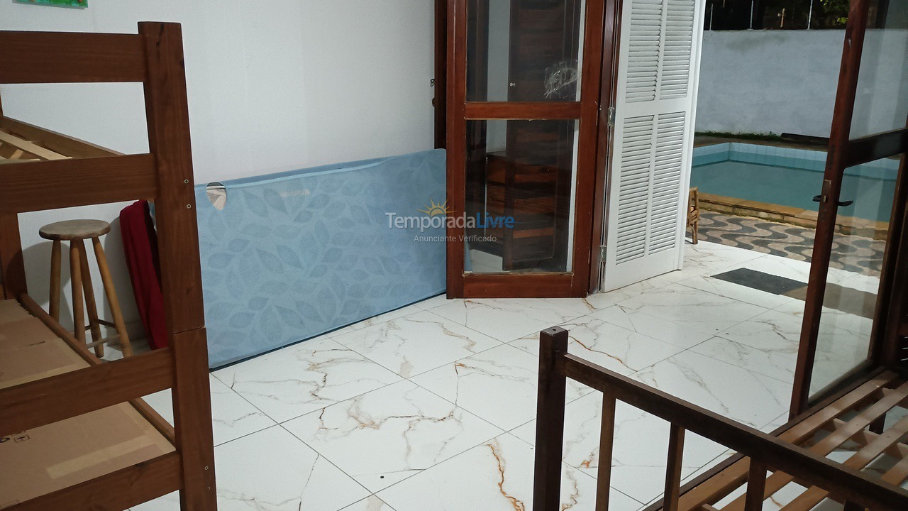 Casa para aluguel de temporada em Guarujá (Enseada)