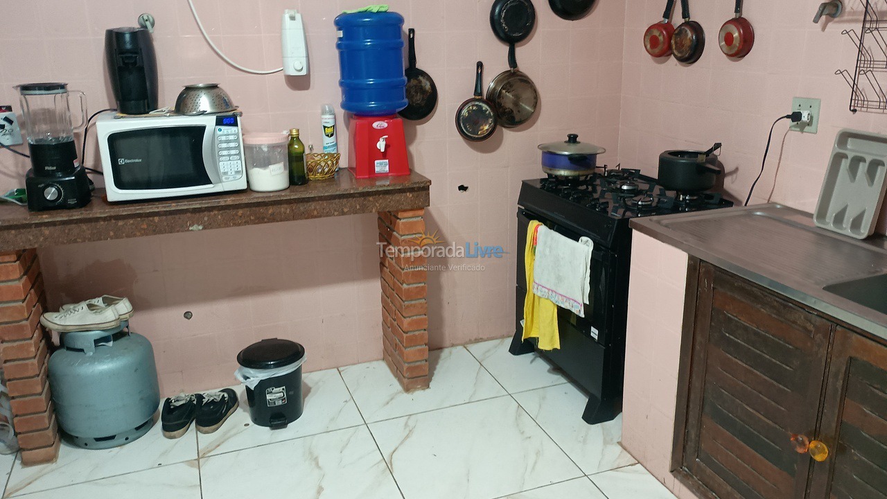Casa para aluguel de temporada em Guarujá (Enseada)