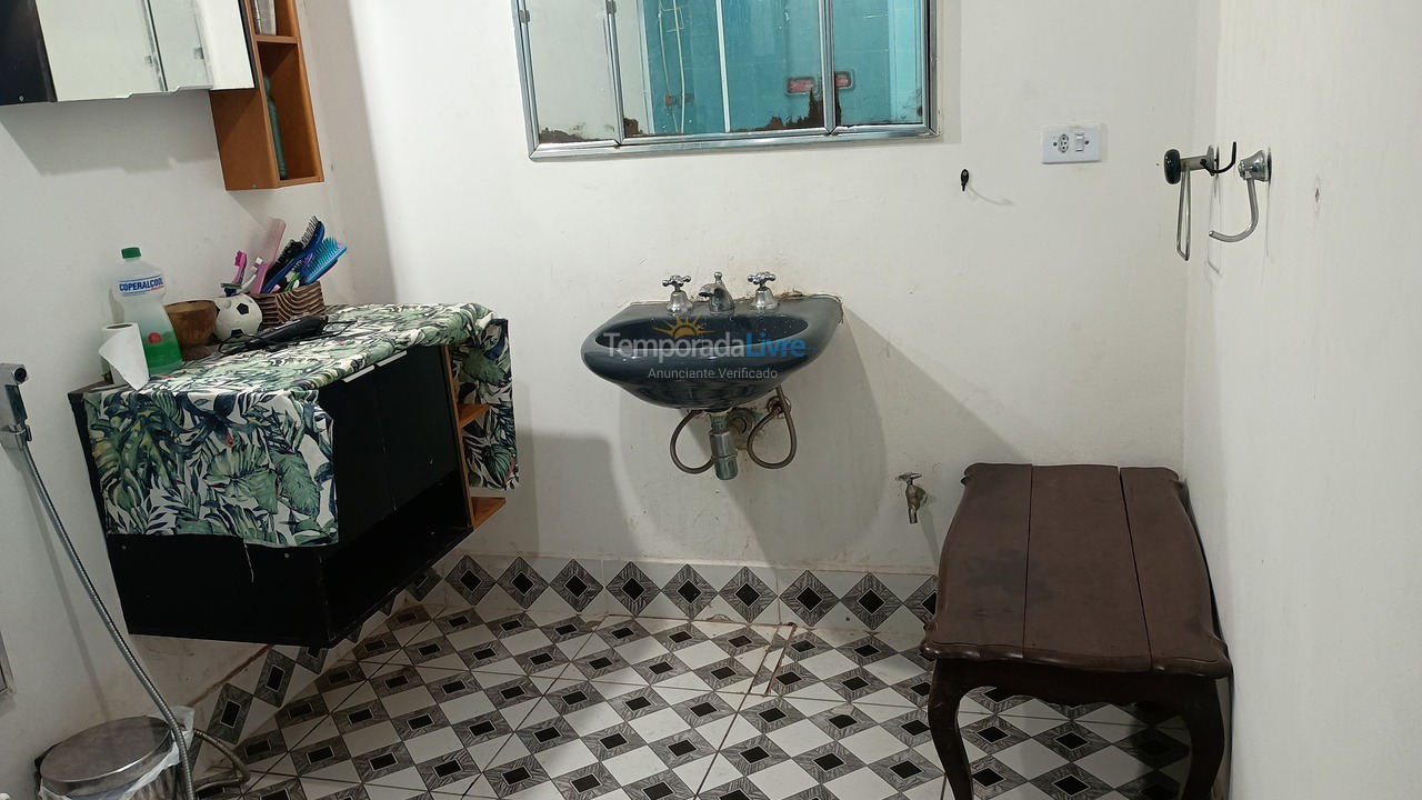 Casa para aluguel de temporada em Guarujá (Enseada)