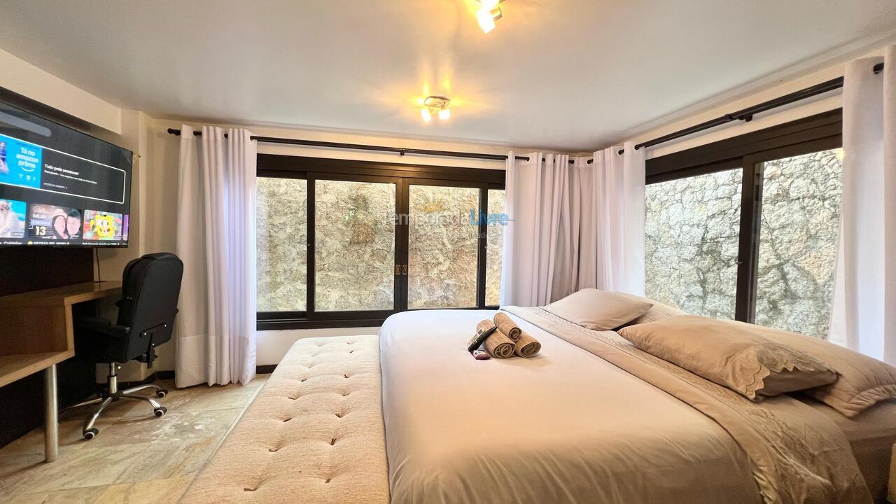 Casa para aluguel de temporada em Florianopolis (Jurerê Internacional)