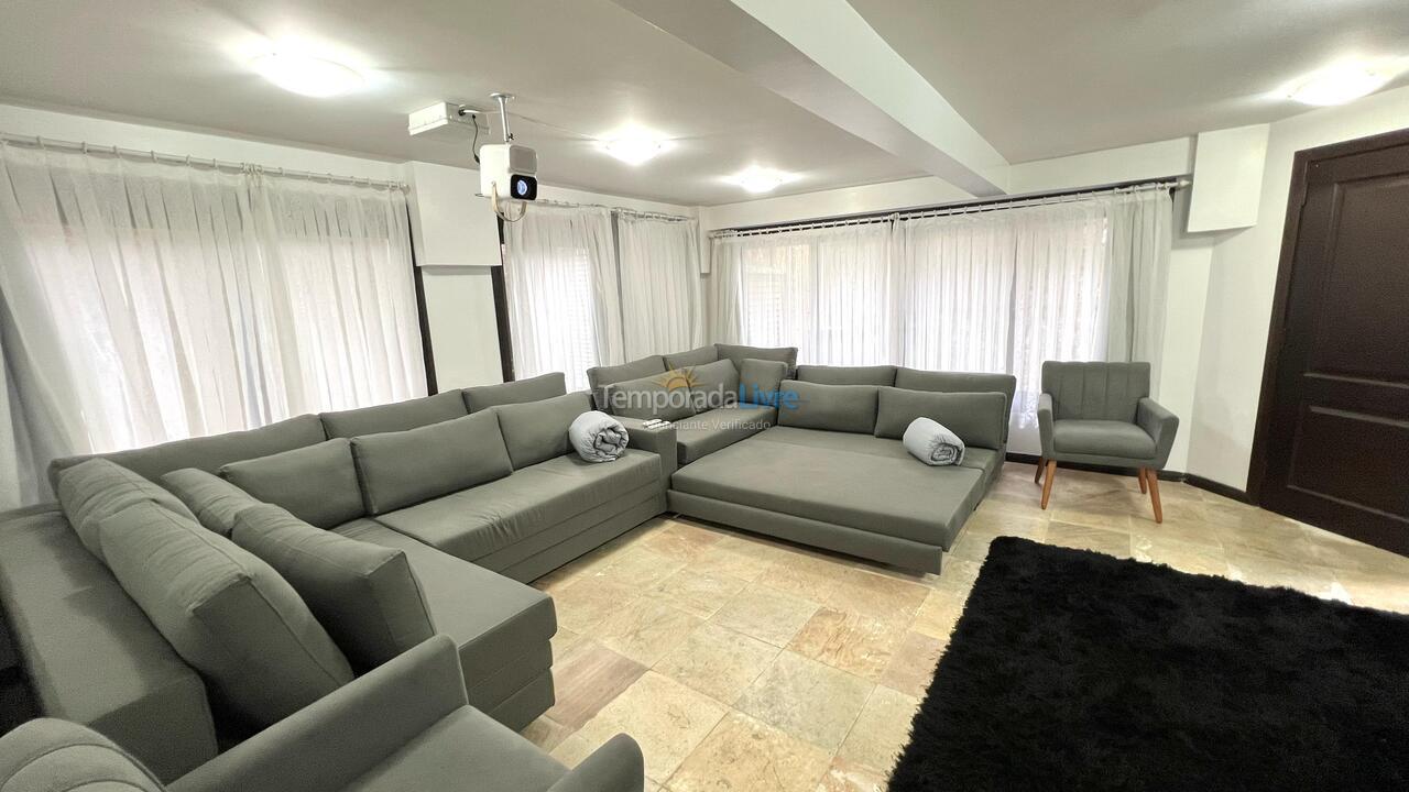 Casa para aluguel de temporada em Florianopolis (Jurerê Internacional)