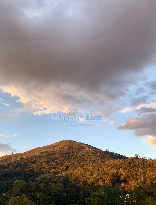 House for vacation rental in Teresópolis (Pessegueiros)