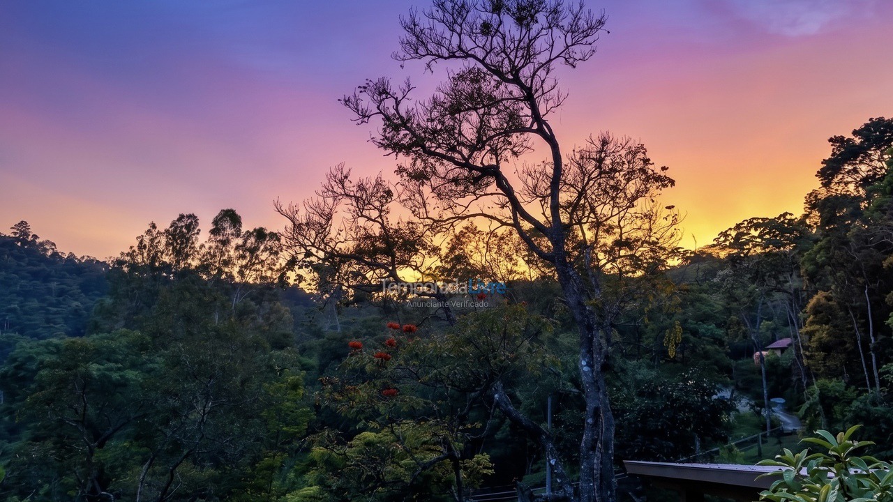 House for vacation rental in Teresópolis (Pessegueiros)