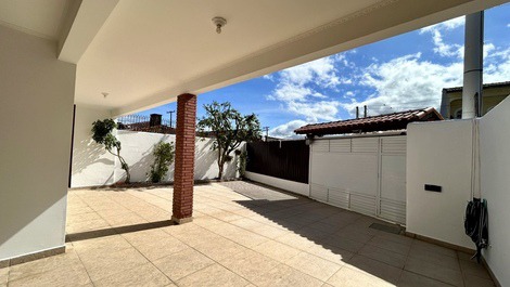 Casa Brisa da Praia | Ampla, 650m do mar e Petfriedly