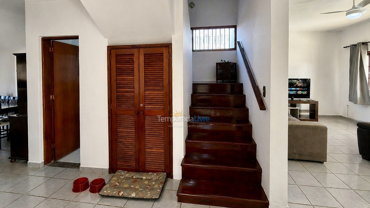 Casa para aluguel de temporada em Itanhaém (Praia do Satélite)