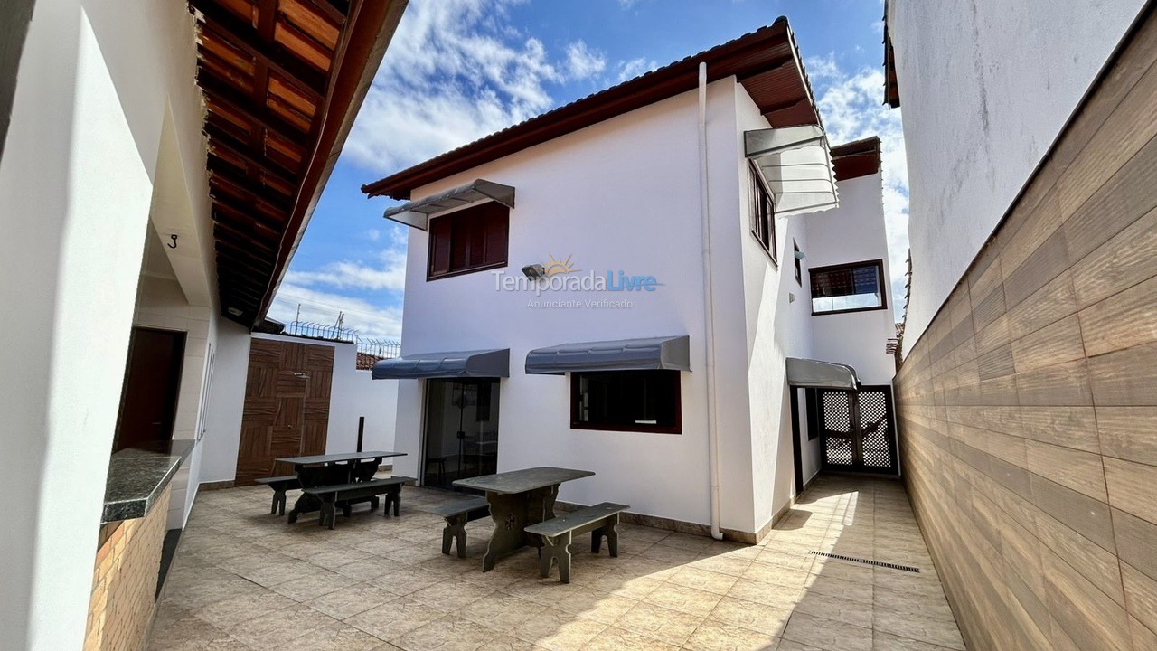 Casa para aluguel de temporada em Itanhaém (Praia do Satélite)