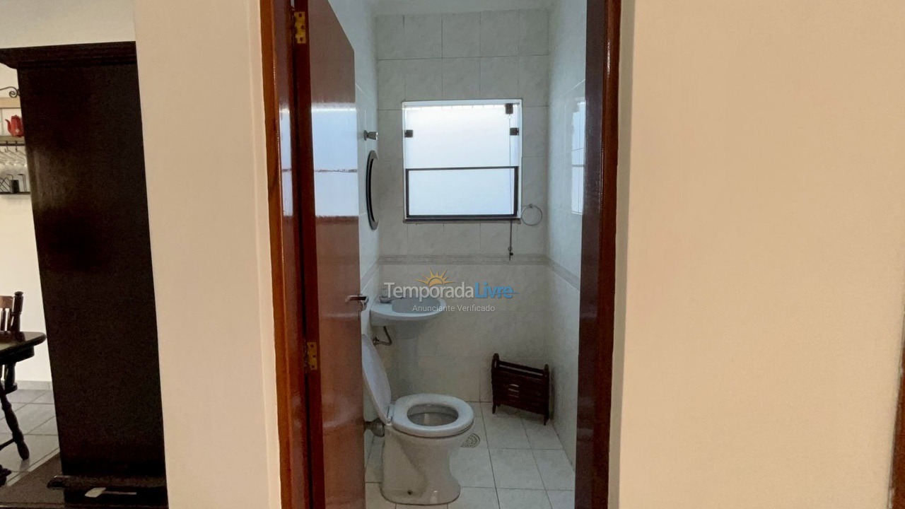 Casa para aluguel de temporada em Itanhaém (Praia do Satélite)