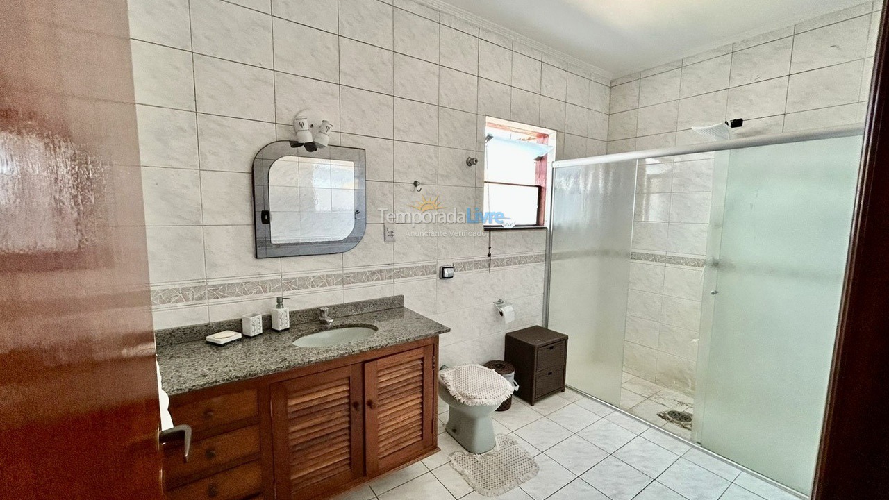 Casa para aluguel de temporada em Itanhaém (Praia do Satélite)