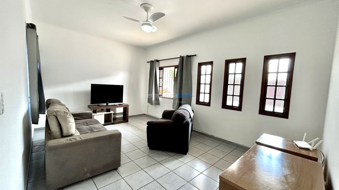 Casa para aluguel de temporada em Itanhaém (Praia do Satélite)