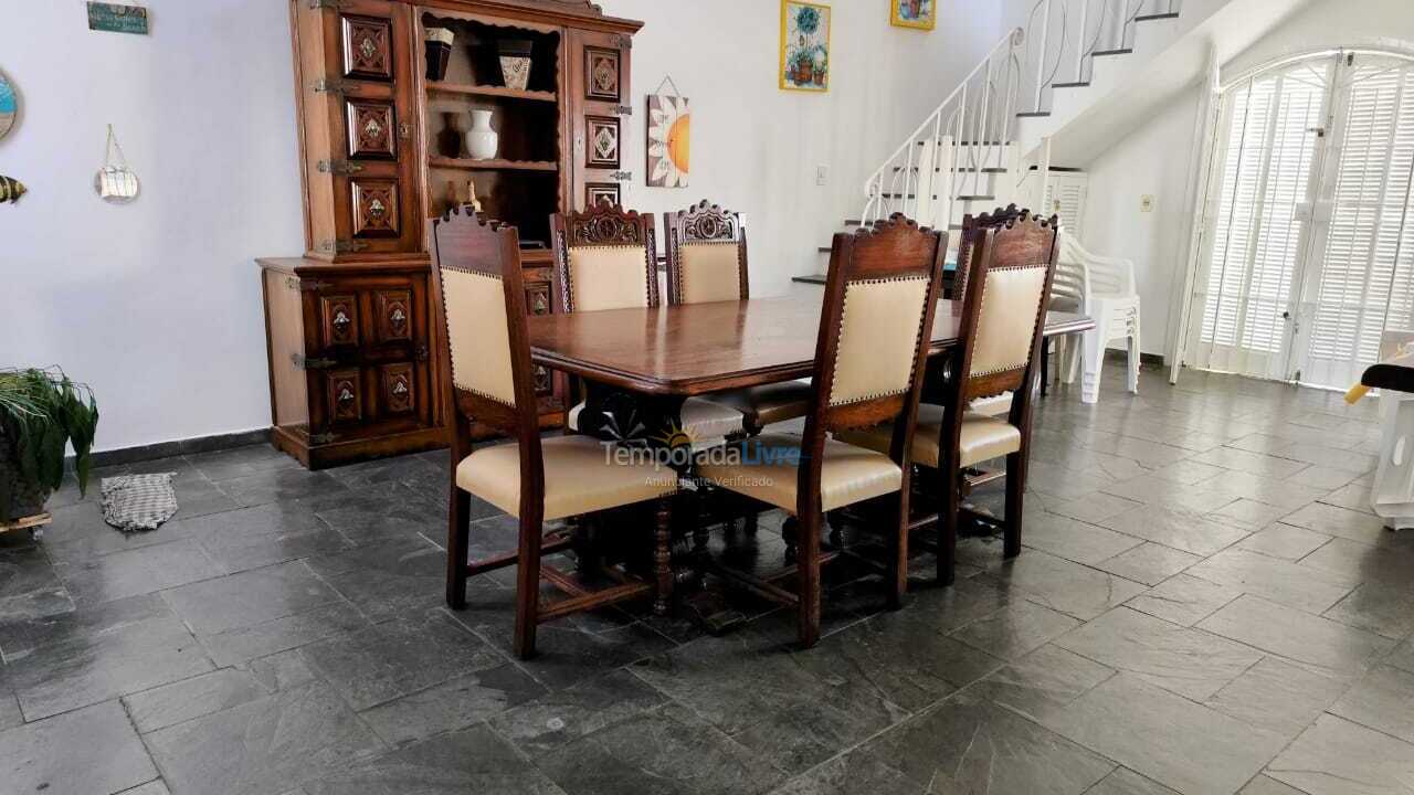 Casa para aluguel de temporada em Peruíbe (Jardim Ribamar)