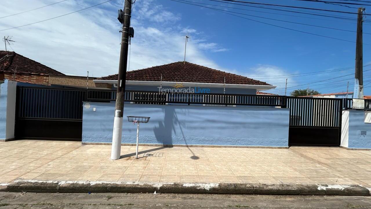 House for vacation rental in Peruíbe (Ribamar)