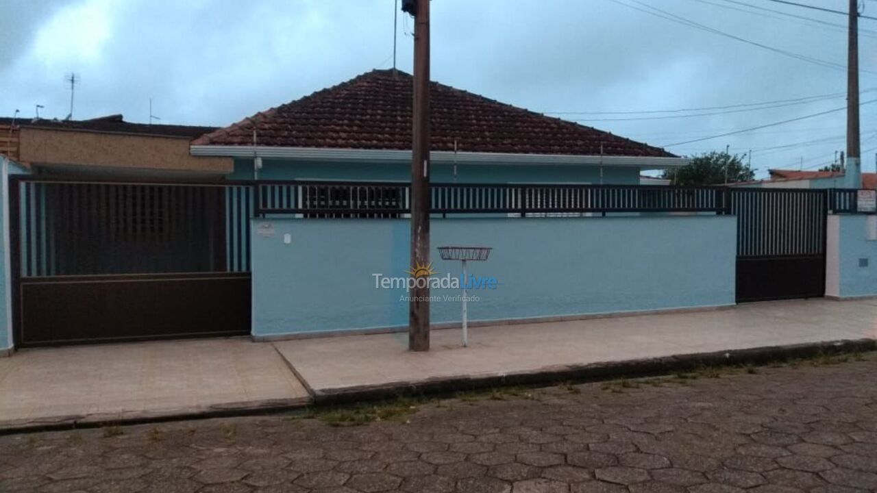 House for vacation rental in Peruíbe (Ribamar)