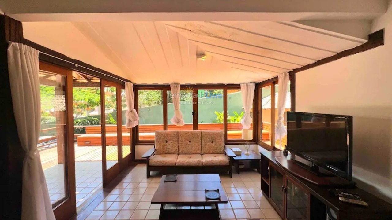 Casa para aluguel de temporada em Armação dos Búzios (Praia do Forno)