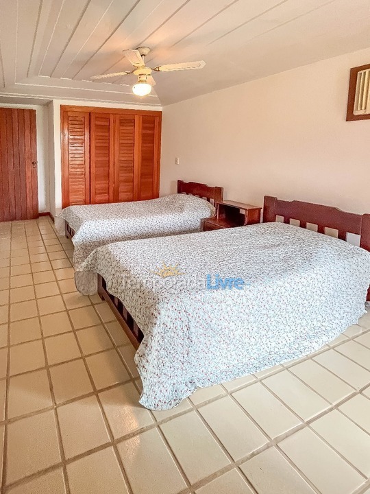 Casa para aluguel de temporada em Armação dos Búzios (Praia do Forno)