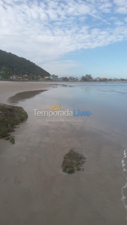 Casa para aluguel de temporada em São Francisco do Sul (Enseada)