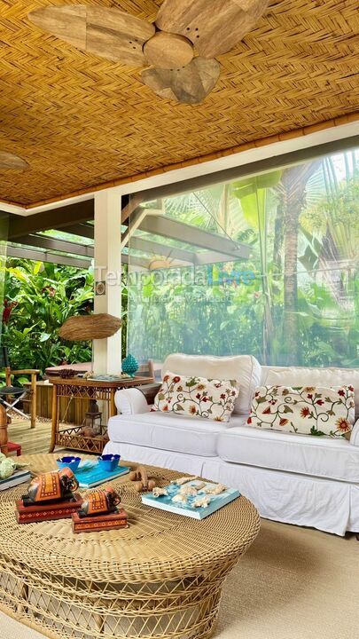 Casa para aluguel de temporada em São Sebastião (Praia da Baleia)