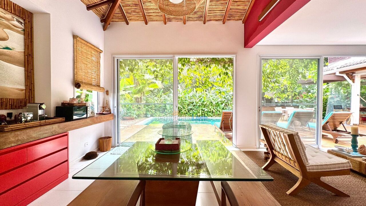 Casa para aluguel de temporada em São Sebastião (Praia da Baleia)