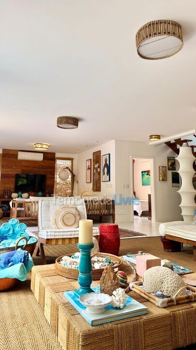 Casa para aluguel de temporada em São Sebastião (Praia da Baleia)