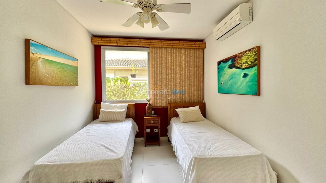 Casa para aluguel de temporada em São Sebastião (Praia da Baleia)
