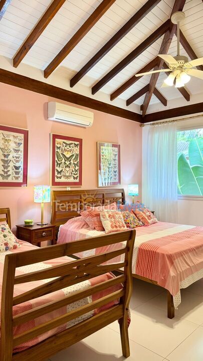 Casa para aluguel de temporada em São Sebastião (Praia da Baleia)