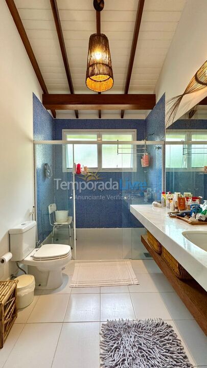 Casa para aluguel de temporada em São Sebastião (Praia da Baleia)