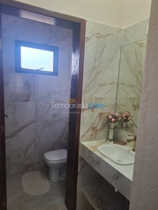 Casa para alquiler de vacaciones em Bertioga (Condominio Morada da Praia)