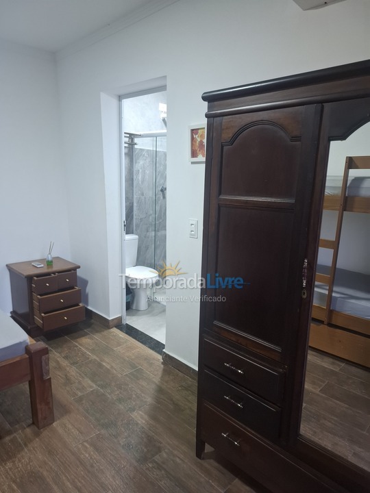 Casa para aluguel de temporada em Bertioga (Condominio Morada da Praia)