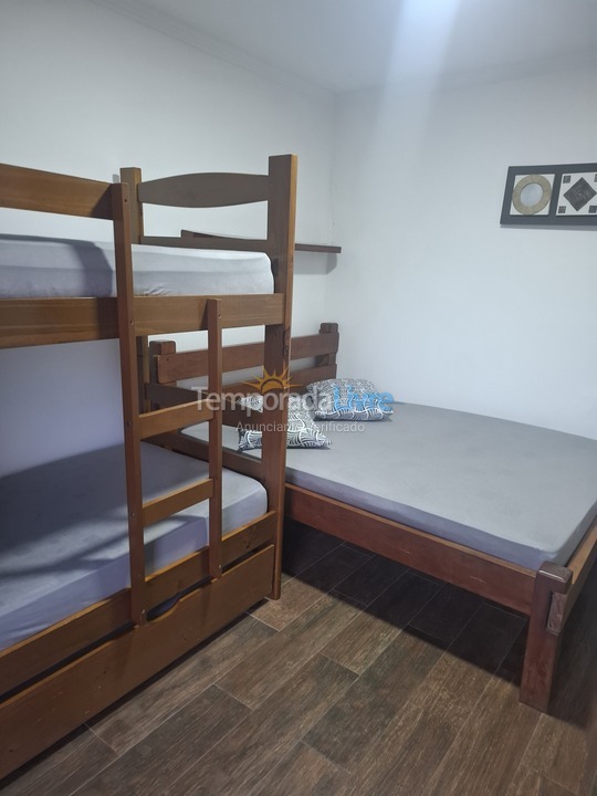 Casa para aluguel de temporada em Bertioga (Condominio Morada da Praia)