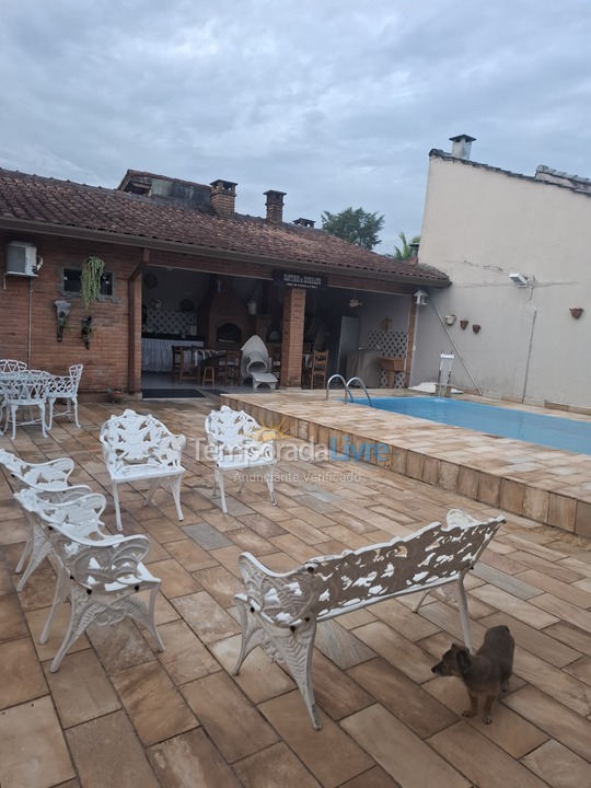 Casa para aluguel de temporada em Bertioga (Condominio Morada da Praia)