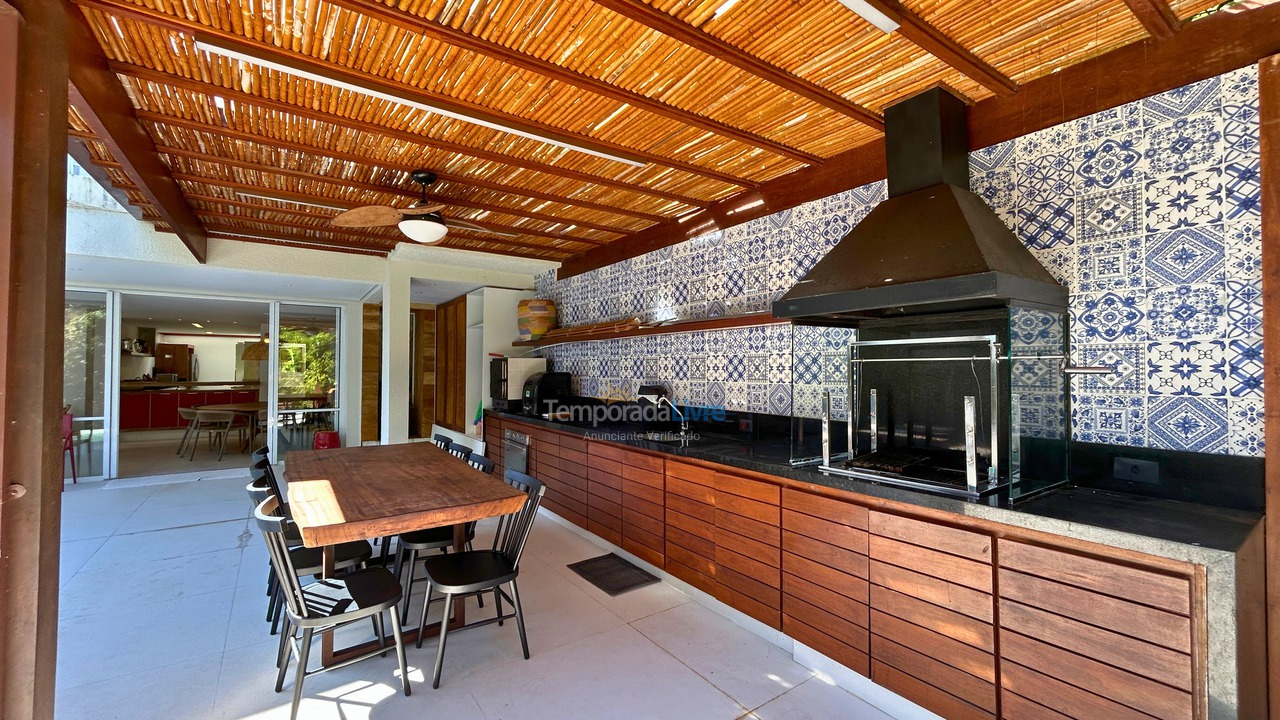 Casa para alquiler de vacaciones em São Sebastião (Juquehy)