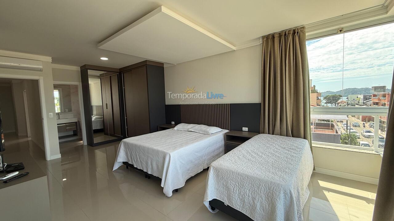 Apartamento para aluguel de temporada em Bombinhas (Praia de Bombinhas)