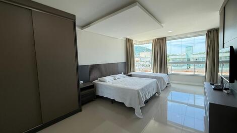 254 - Cobertura duplex com 3 suítes próximo a praia de Bombinhas