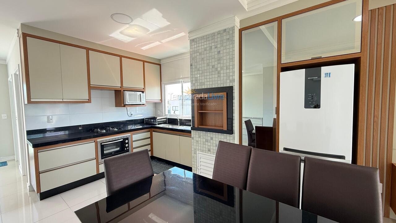 Apartamento para aluguel de temporada em Bombinhas (Praia de Bombinhas)