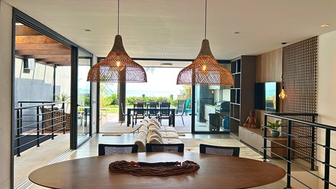 Camburi Beach - Beachfront Condominium