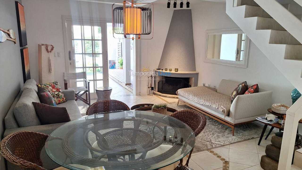 Apartamento para aluguel de temporada em Bombinhas (Praia de Bombas)