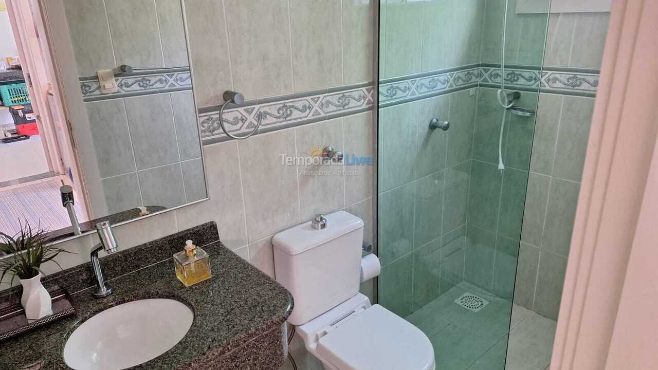 Apartamento para aluguel de temporada em Bombinhas (Praia de Bombas)