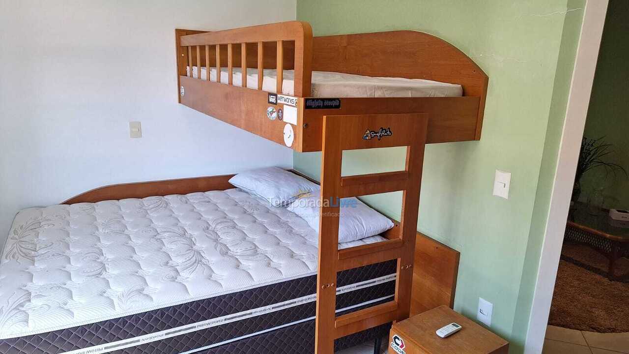 Apartamento para aluguel de temporada em Bombinhas (Praia de Bombas)