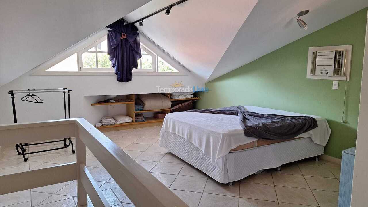 Apartamento para aluguel de temporada em Bombinhas (Praia de Bombas)