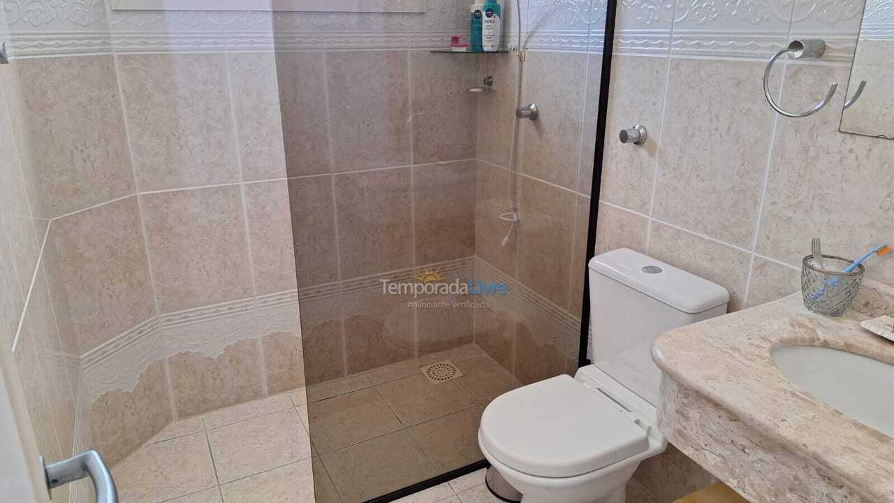Apartamento para aluguel de temporada em Bombinhas (Praia de Bombas)