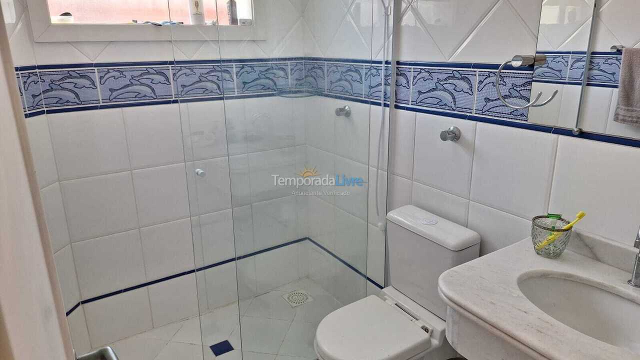 Apartamento para aluguel de temporada em Bombinhas (Praia de Bombas)