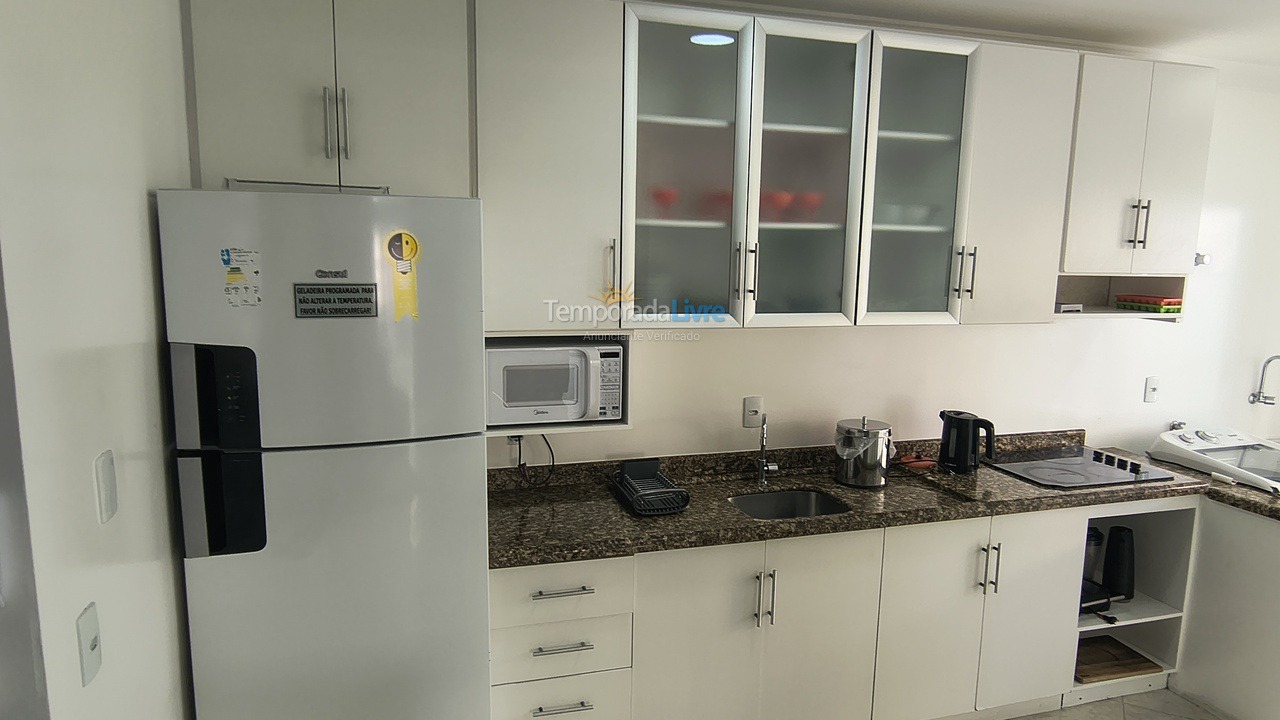 Apartamento para alquiler de vacaciones em Itapema (Meia Praia)